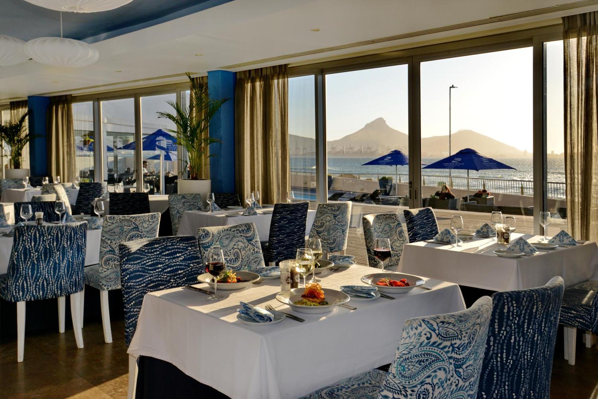 Lagoon Beach Hotel & Spa Cape Town Exterior photo